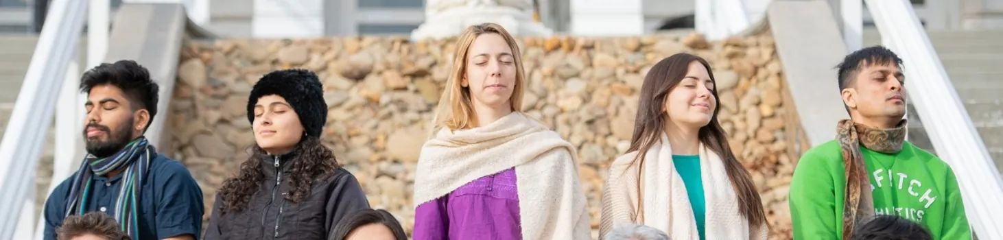 Erreichen Sie inneren Frieden durch Sahaj Samadhi Meditation