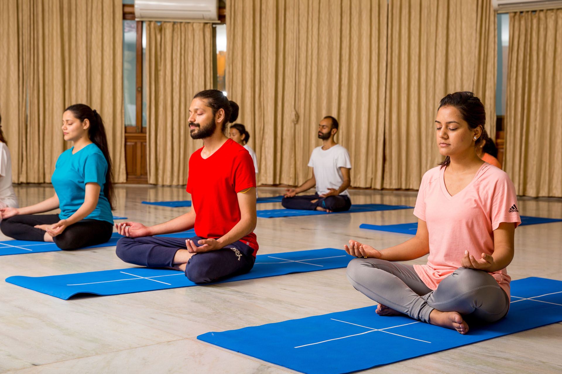 Top Yoga Classes in Varachha Road - Best Online Yoga Classes near