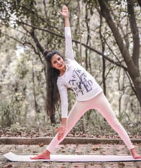 Yoga poses to ease arthritis