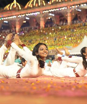 Yoga - Dhanurasan - WCF Delhi 2016