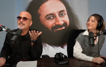 Howie Mandel and Gurudev