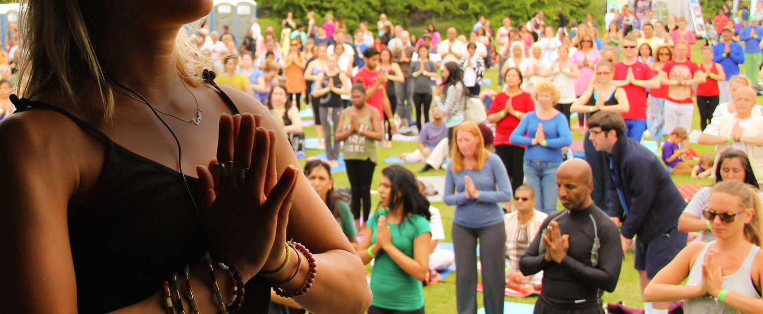 Dia Internacional da Yoga': famosas listam benefícios com a