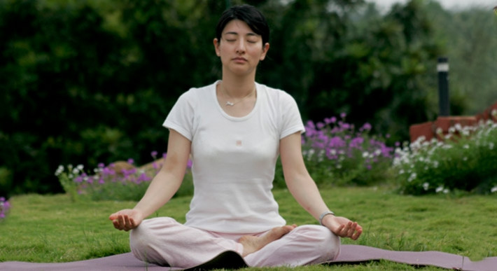 basic yoga asanas for beginners benefits+contraindications